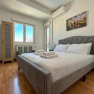 Luminoso Turistico En Chamartin Apartamento Madrid